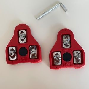 NEW Look Delta Cleats works with Peloton bike